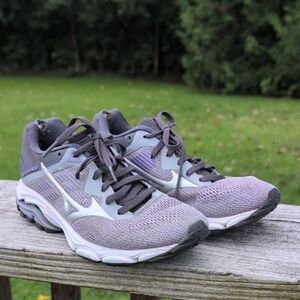 Women's Purple Athletic Shoes